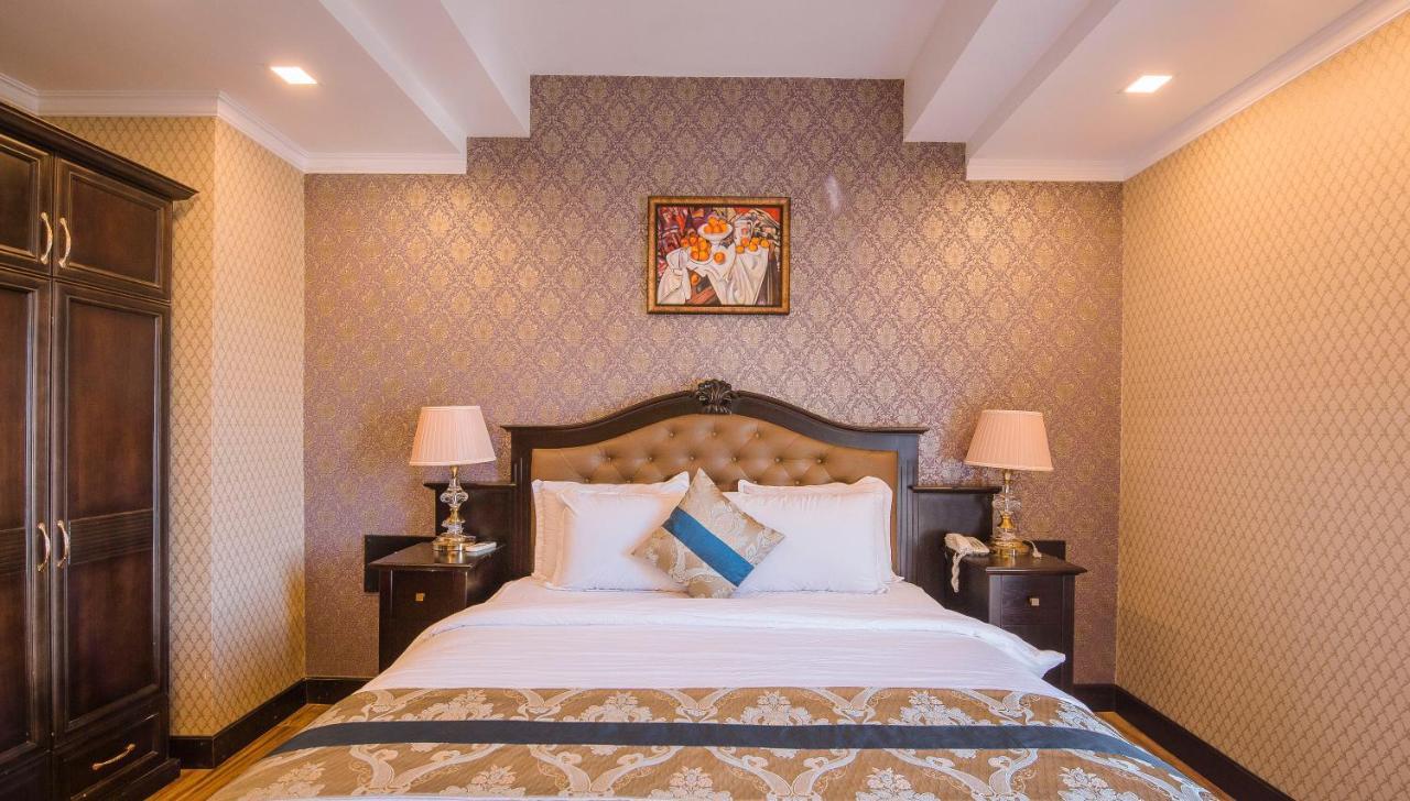 דה לאט Hotel Du Lys מראה חיצוני תמונה