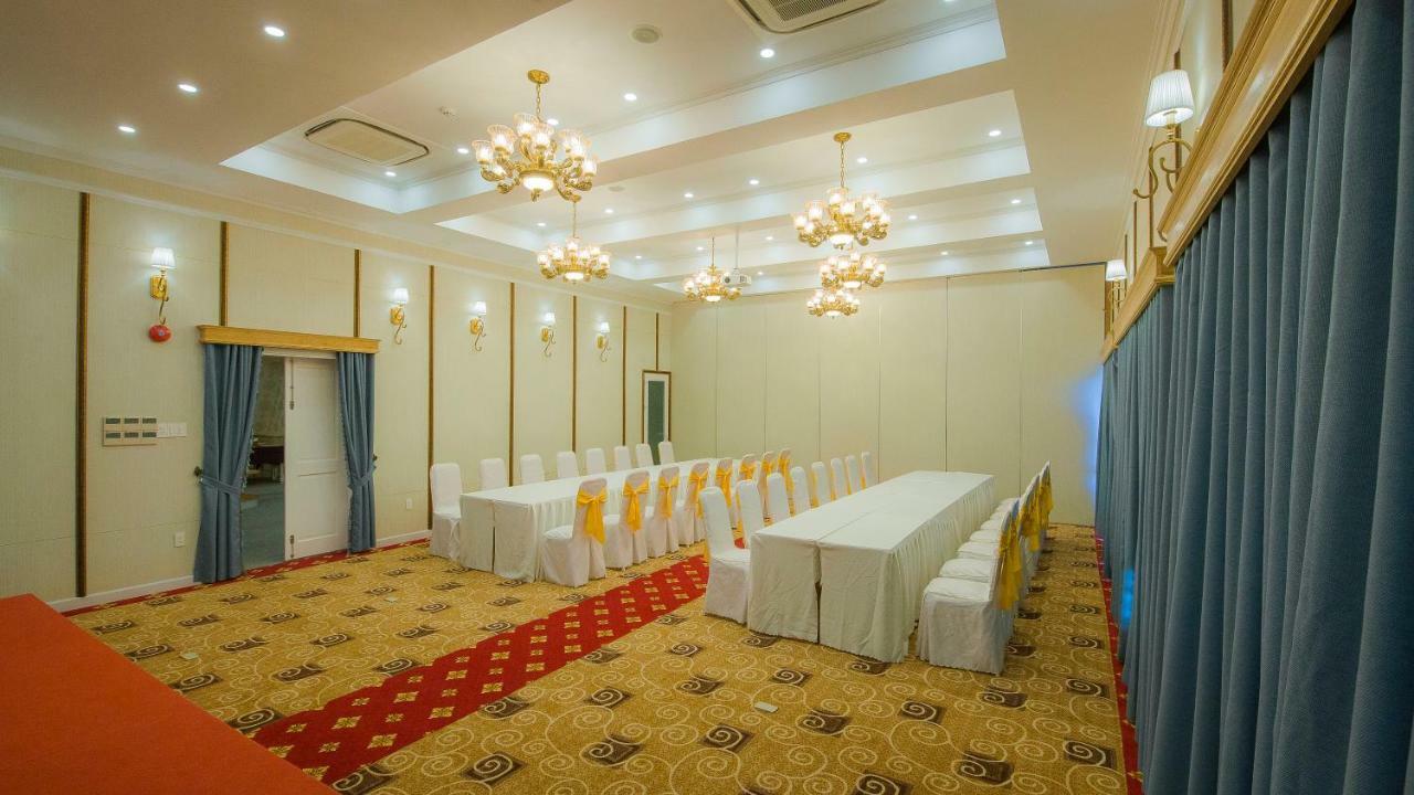 דה לאט Hotel Du Lys מראה חיצוני תמונה